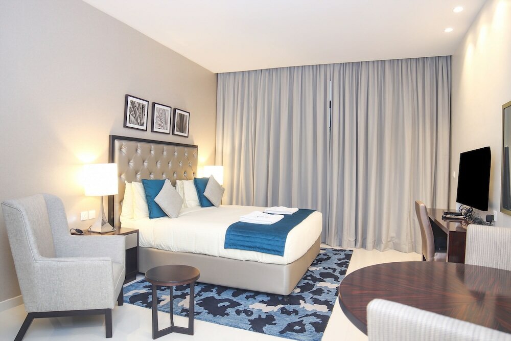 Дубай: Studio Apartment in Damac Celestia