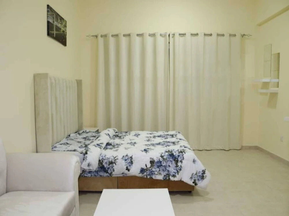 Дубай: Discovery Gardens - Stunning Studio With Balcony And Free Parking
