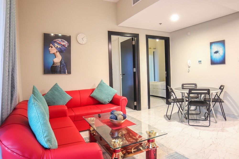 Дубай: 2 Bedroom Apartment in MAG 555