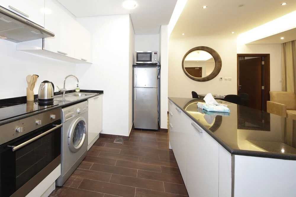 Дубай: 1 Bedroom Apartment in The Matrix Tower
