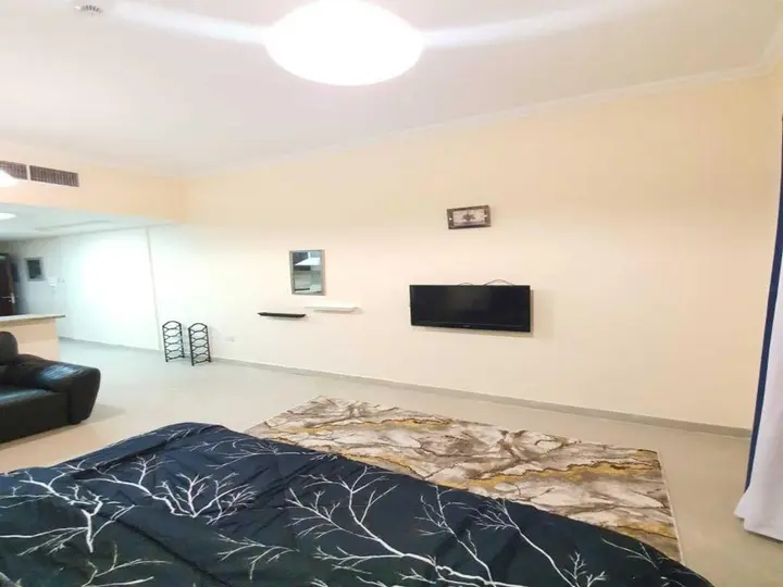 Дубай: Lovely Furnished Studio With Pool