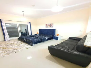 Дубай: Lovely Furnished Studio With Pool