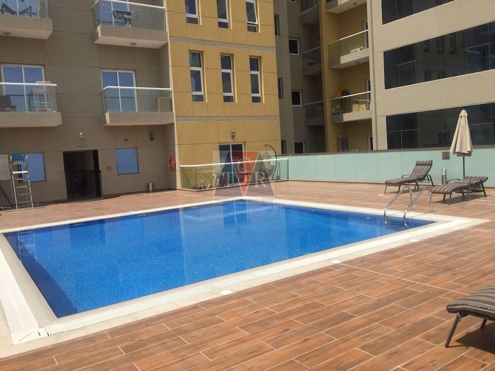 Дубай: Studio Apartment in Silicon Gates 4