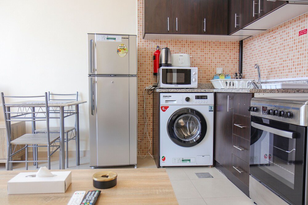 Дубай: Studio Apartment in Silicon Gates 4