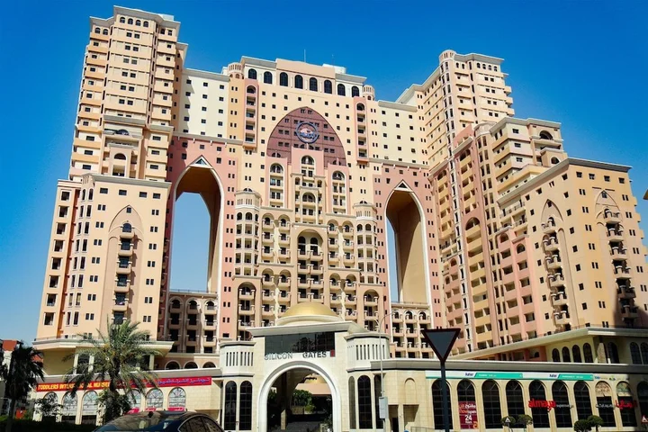 Дубай: Studio Apartment in Silicon Gates 1