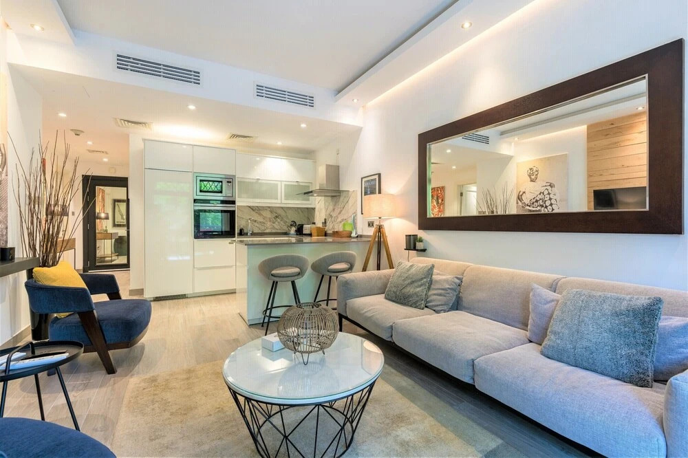 Дубай: Stunning 2bedroom in Dubai Downtown