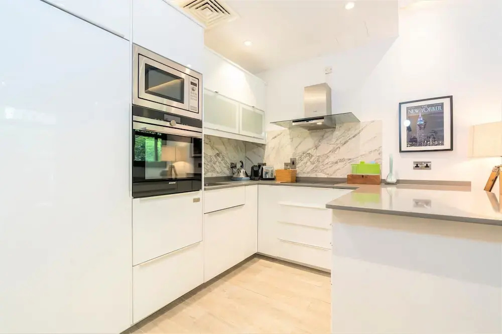 Дубай: Stunning 2bedroom in Dubai Downtown