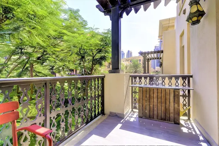 Дубай: Stunning 2bedroom in Dubai Downtown