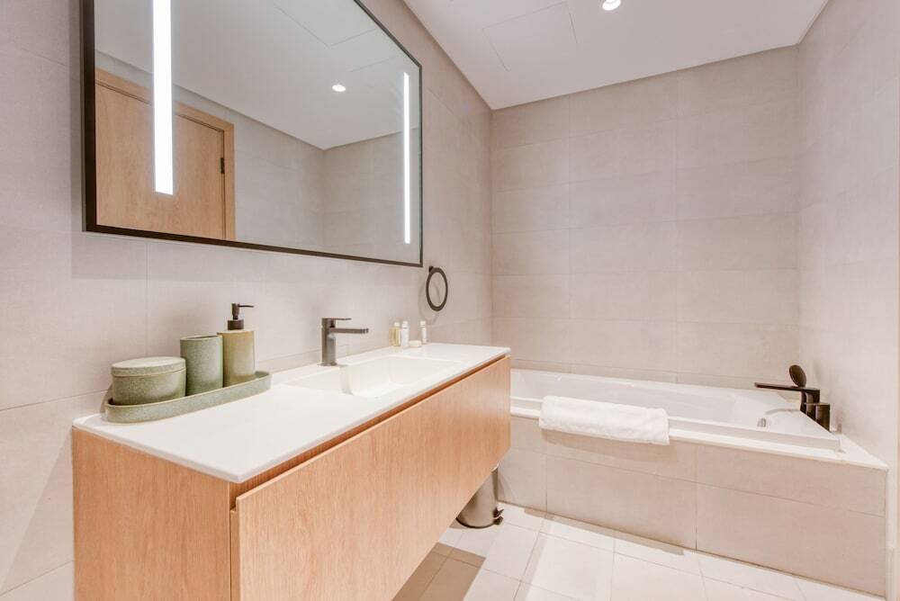 Дубай: Maison Privee - Marquise Square - 610