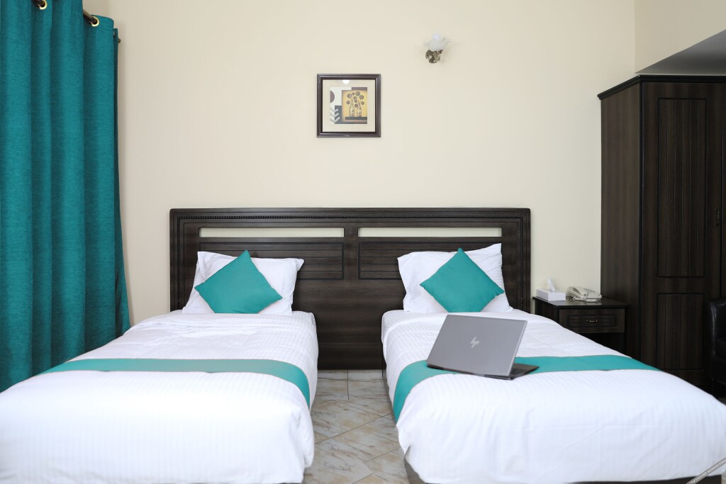 Шарджа: Ruwi Beach Hotel Apartments