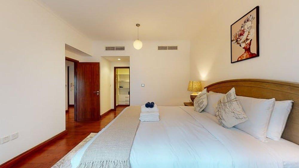 Дубай: The Residences 601