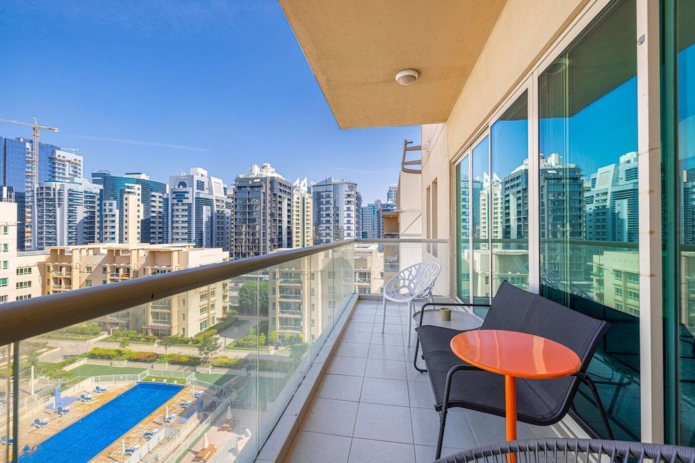 Дубай: New Fully Upgraded - Central Located - Fits 6