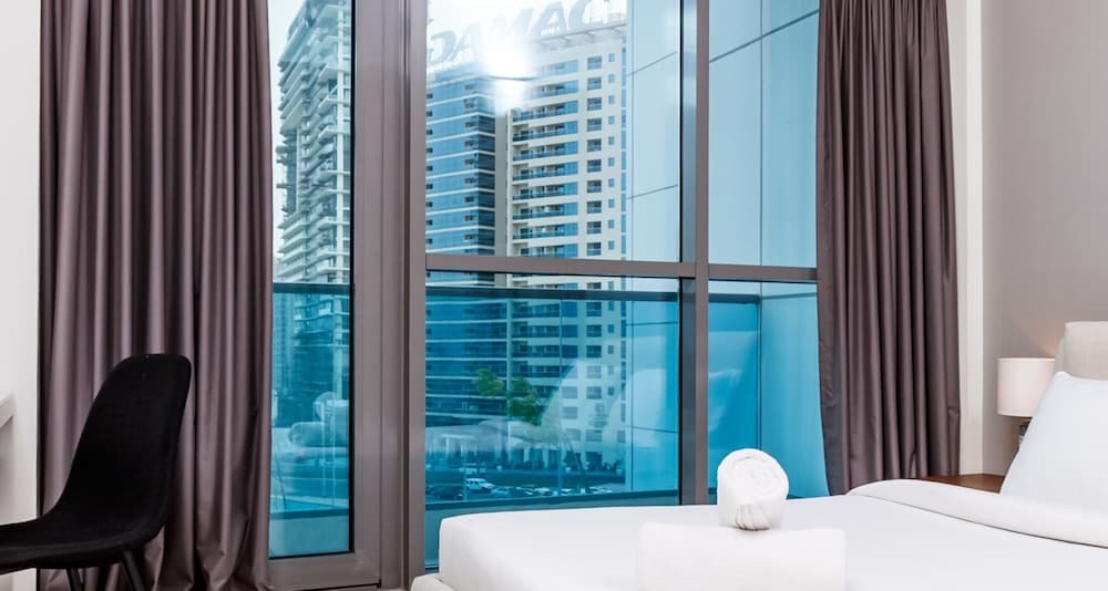 Дубай: Spacious 2BR apartment with rooftop pool The Bay DT by 360 Vacation