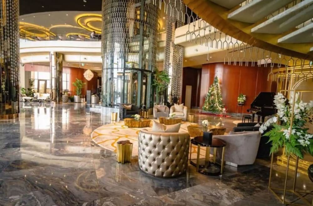Дубай: Business Bay Paramount Towers 1BR