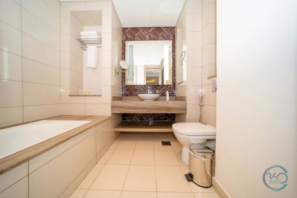 Дубай: Business Bay Paramount Towers 1BR