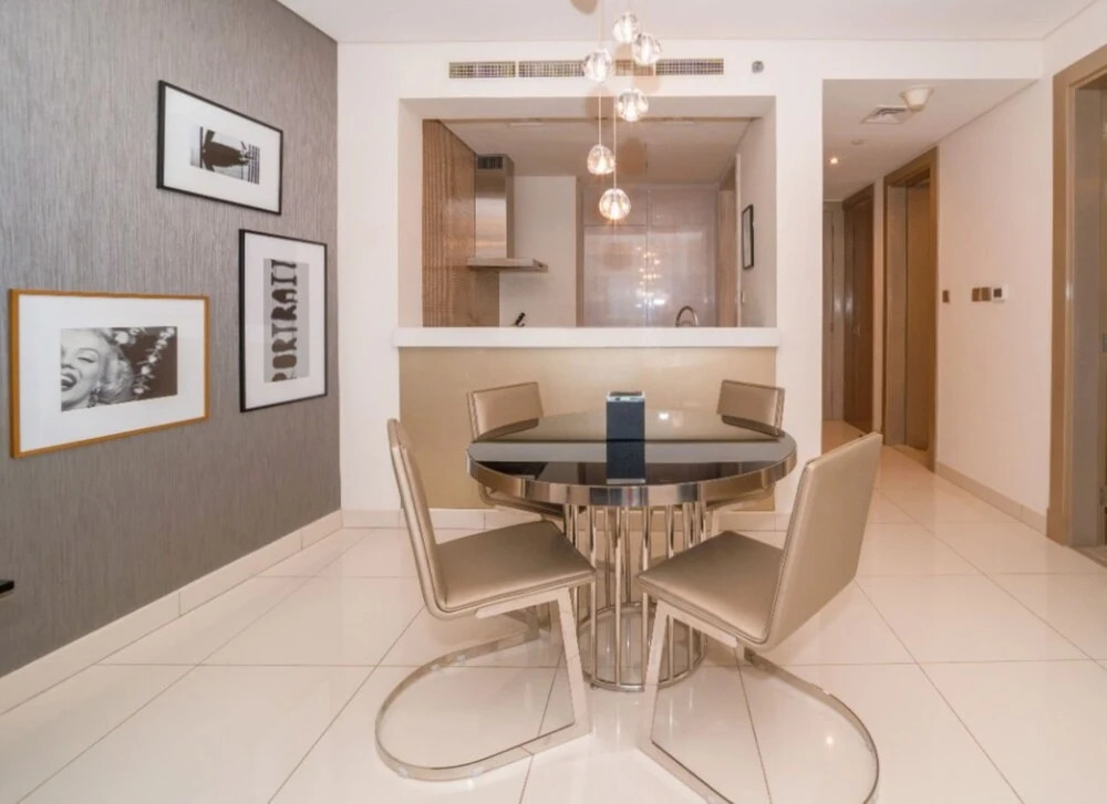 Дубай: Business Bay Paramount Towers 1BR