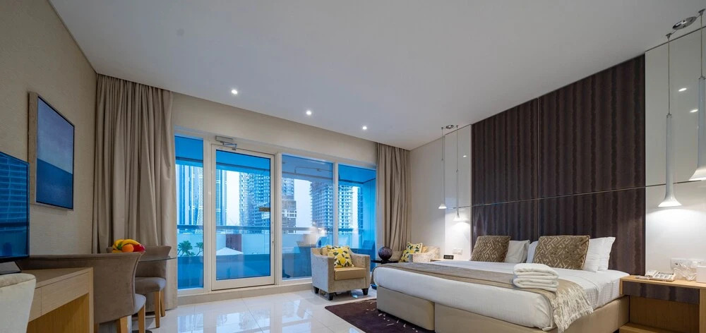 Дубай: KOHH – Studio in DAMAC Maison Canal Views