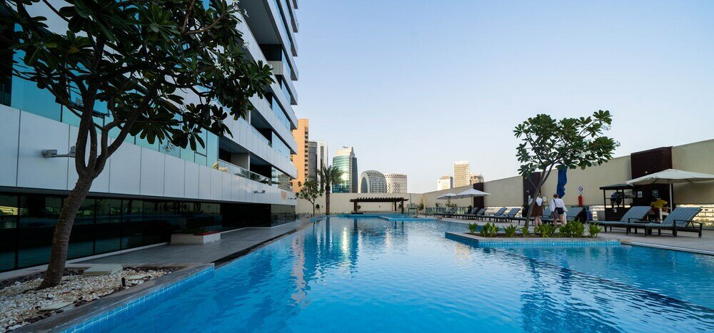 Дубай: KOHH – Studio in DAMAC Maison Canal Views