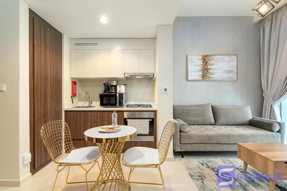Дубай: Stunning 1BR Apt in Business Bay