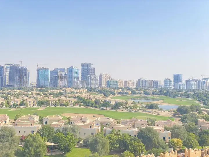 Дубай: Lux BnB Elite Residences I Golf Course Views