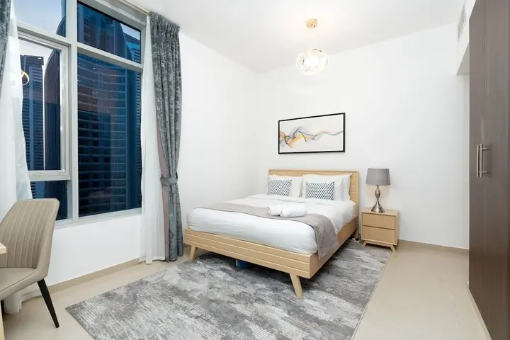Дубай: Whitesage - Sophisticated and Homey apartment Near to Metro