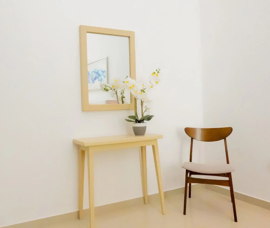 Дубай: Whitesage - Sophisticated and Homey apartment Near to Metro