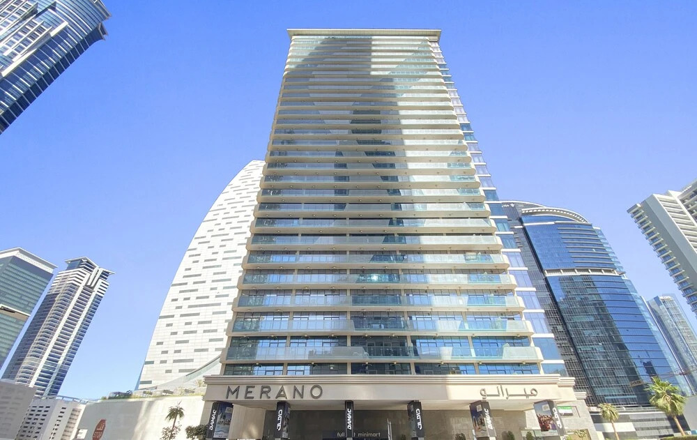 Дубай: WelHome - Chic Apartment in Liveliest Area in Business Bay