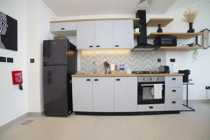 Дубай: Modern Boho 1BR Sleeps4 Balcony Pool Gym Dxbhills