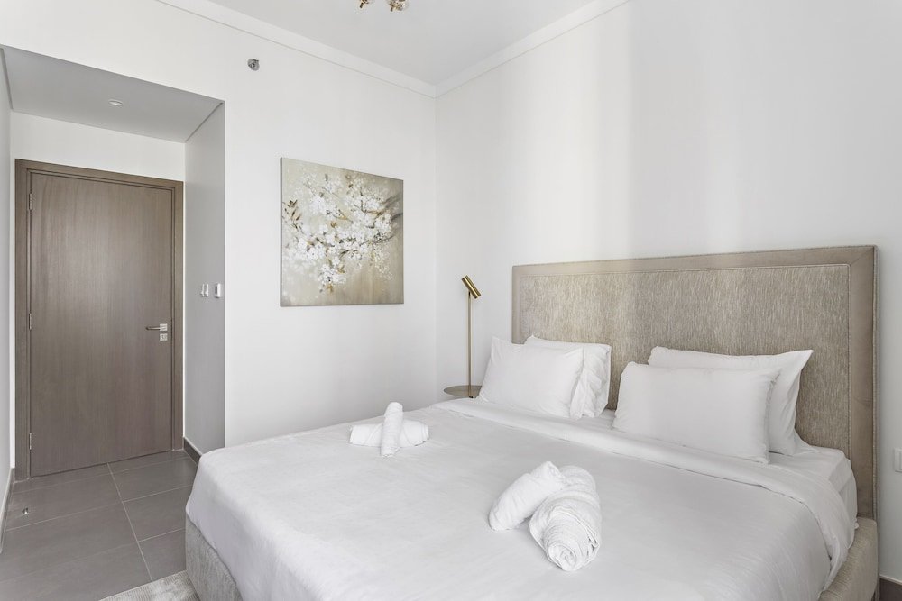 Дубай: WelHome - Luxe Apartment With Incredible View on Dubai Creek