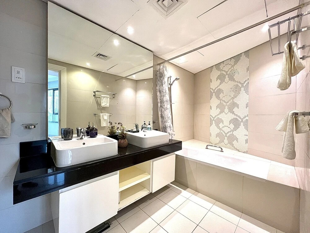Дубай: SuperHost - Apartment With Stunning Pool View in Business Bay