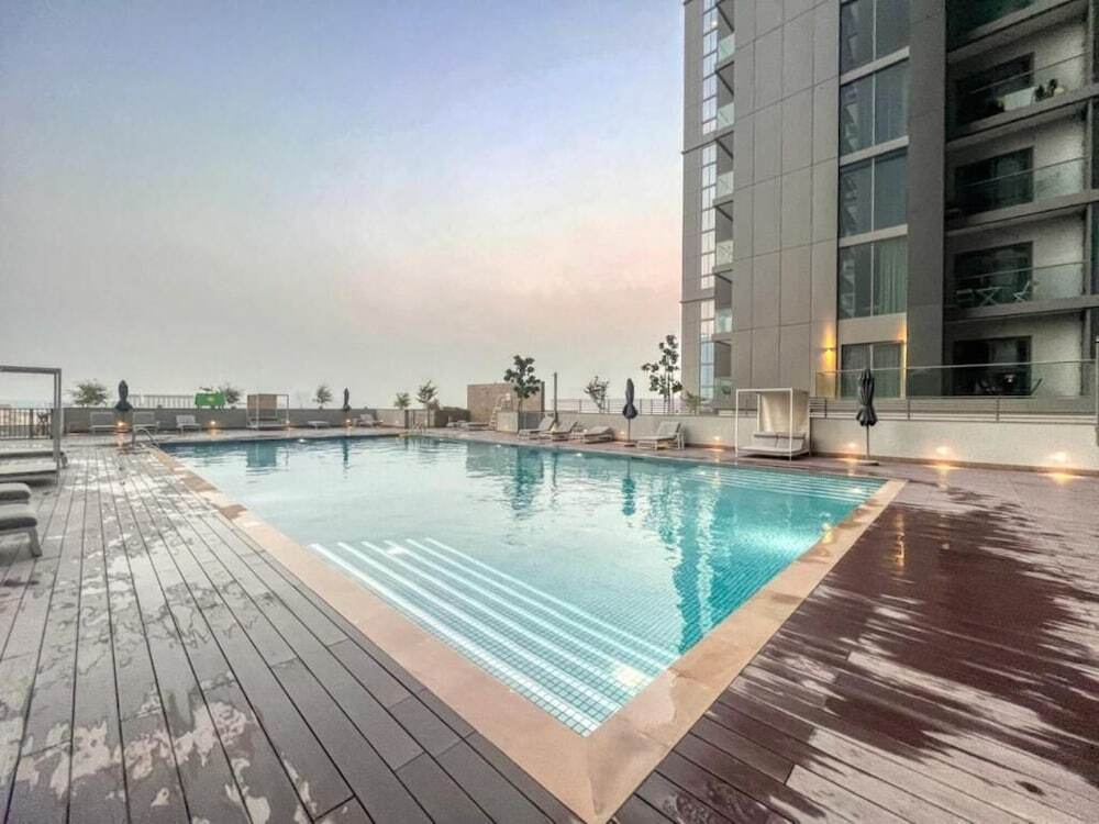 Дубай: Whitesage - Elegant Apartment With Unobstructed City Views