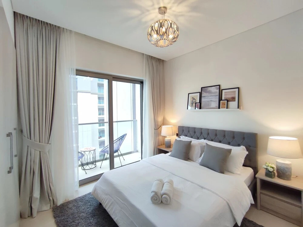 Дубай: Whitesage - Cozy Condo With Dazzling Cityscape and Canal Views
