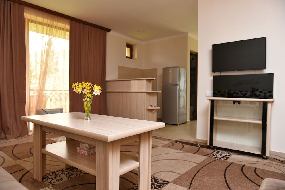Дилижан: GreenWood Hotel