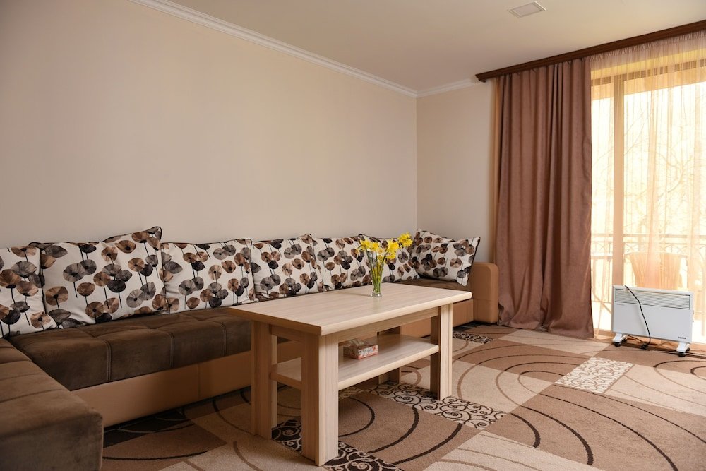 Дилижан: GreenWood Hotel