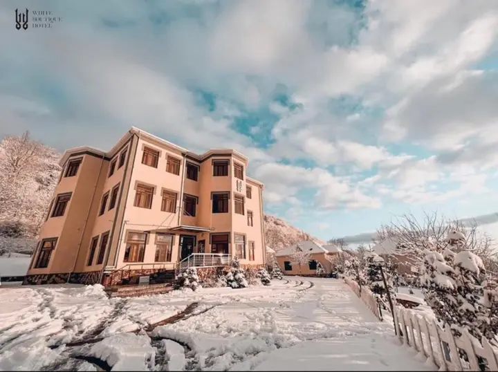 Вандам: Отель White Boutique Gabala
