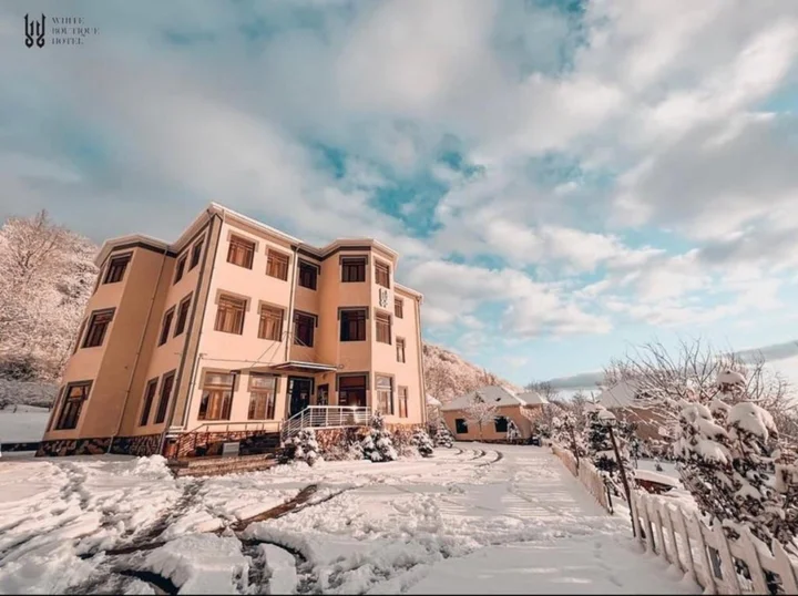Вандам: Отель White Boutique Gabala