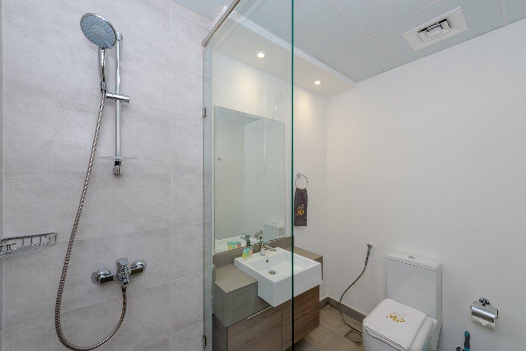 Дубай: Апартаменты Marco Polo - Snug Studio at the Heart of JVC Amidst Parks