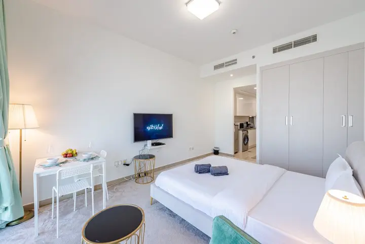 Дубай: Апартаменты Marco Polo - Snug Studio at the Heart of JVC Amidst Parks