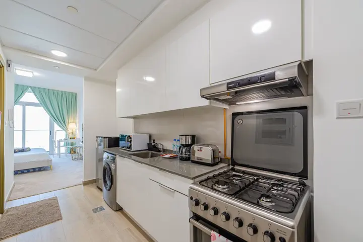 Дубай: Апартаменты Marco Polo - Snug Studio at the Heart of JVC Amidst Parks