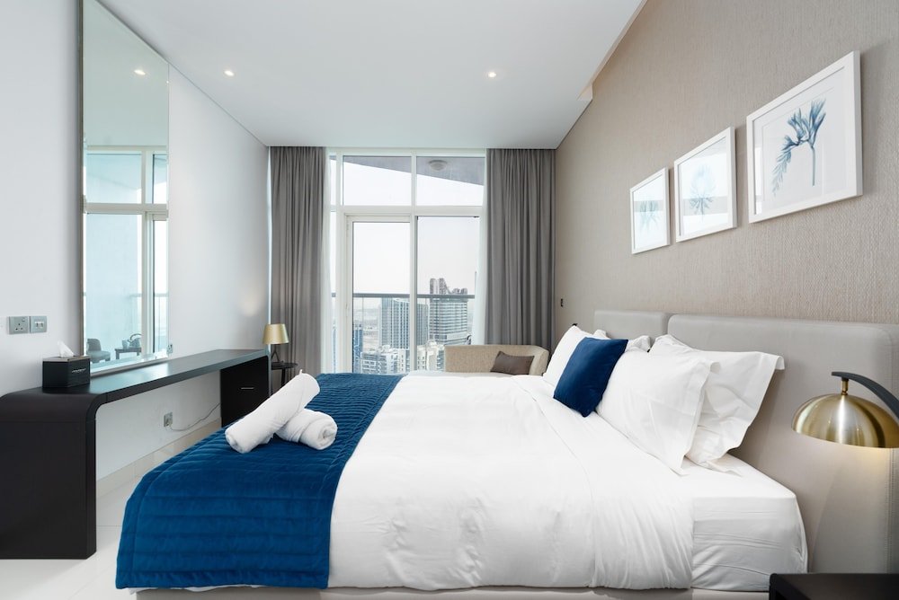 Дубай: SuperHost - Breathtaking Canal Views From this Cozy Apartment