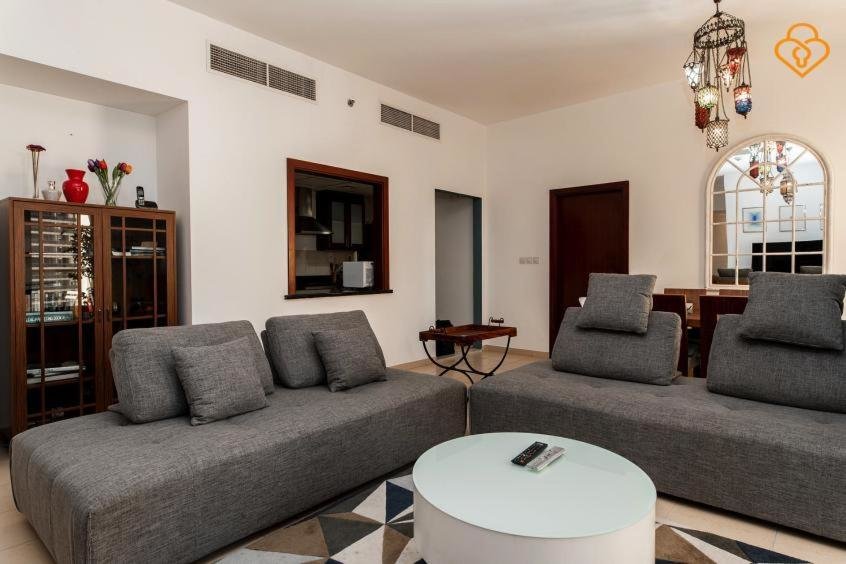 Дубай: Keysplease Modern 2 B/R Beach Apt, Shams JBR