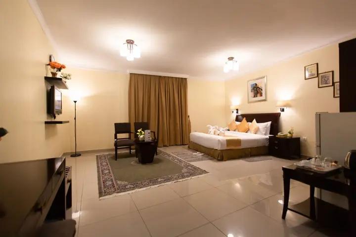 Дубай: Crown Palace Hotel Ajman