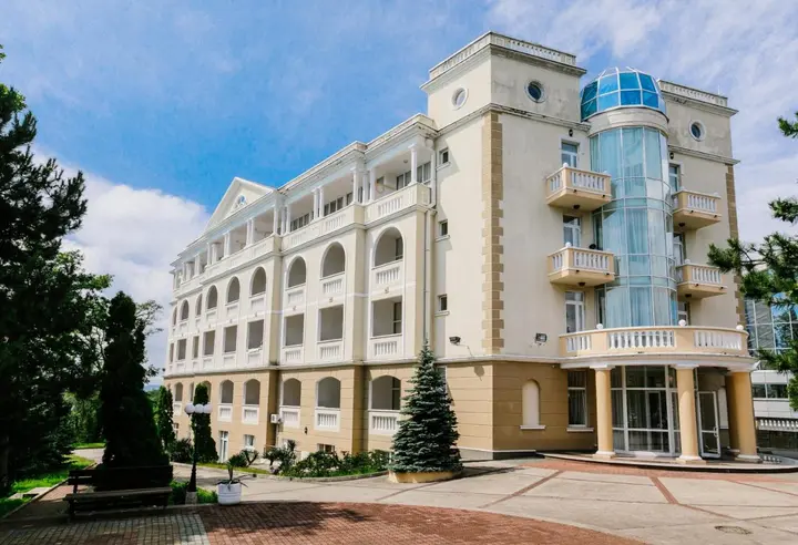Туапсе: Zeleny gay