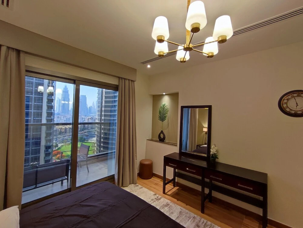 Дубай: SuperHost - Downtown Apartment With Charming Park Views