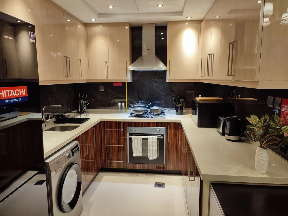 Дубай: SuperHost - Downtown Apartment With Charming Park Views