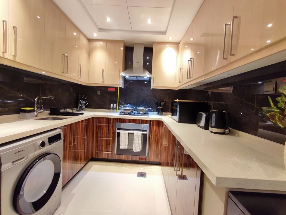 Дубай: SuperHost - Downtown Apartment With Charming Park Views