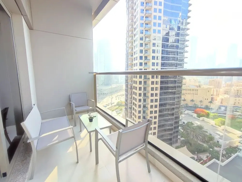 Дубай: SuperHost - Downtown Apartment With Charming Park Views