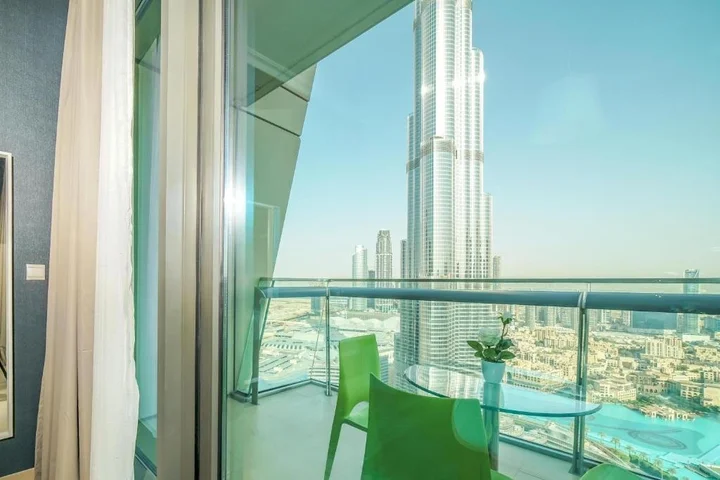 Дубай: Yanjoon Holiday Homes - Burj Vista Apartments