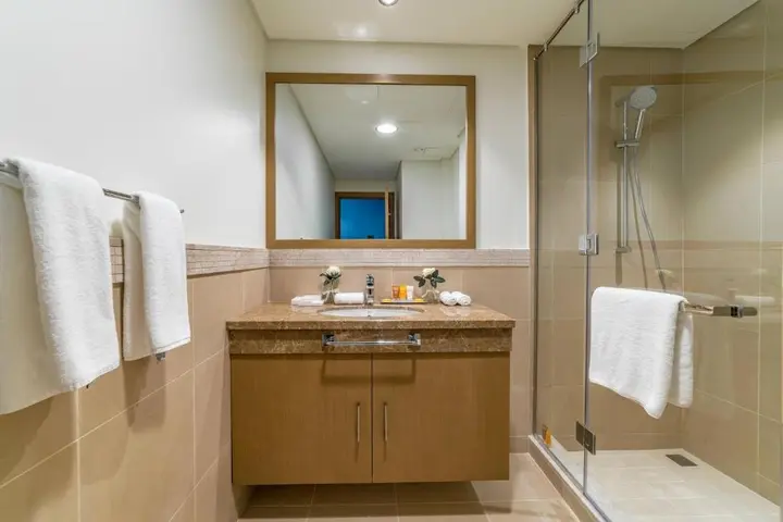 Дубай: Yanjoon Holiday Homes - Burj Vista Apartments
