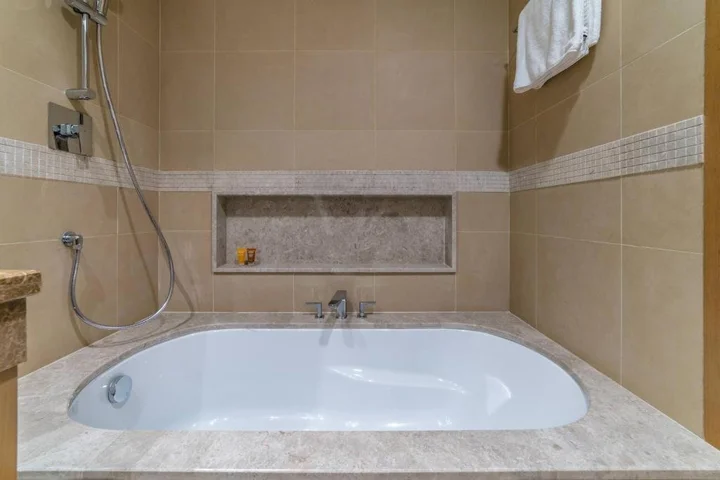 Дубай: Yanjoon Holiday Homes - Burj Vista Apartments